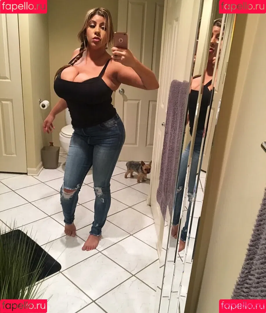 Andrea Marie Onlyfans Photo Gallery 