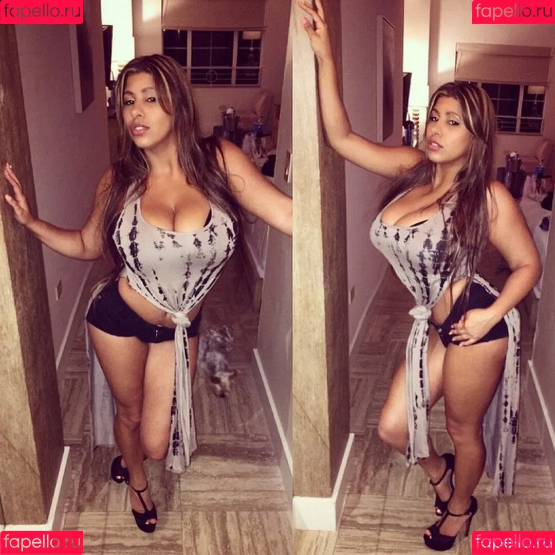 Andrea Marie Onlyfans Photo Gallery 