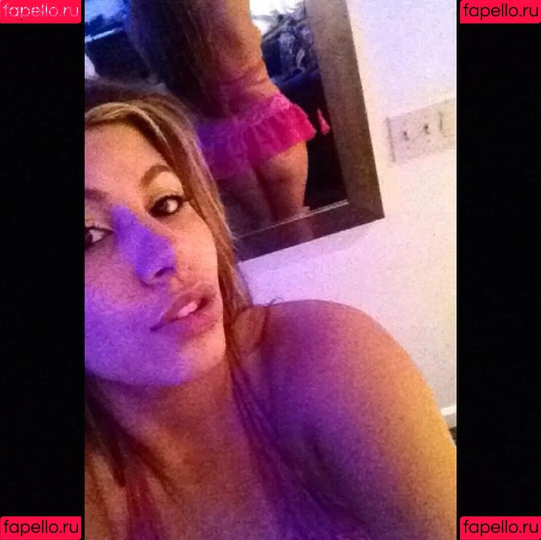 Andrea Marie Onlyfans Photo Gallery 