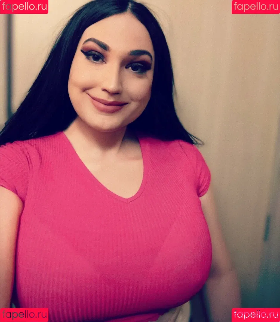 ThighHiBby Onlyfans Photo Gallery 
