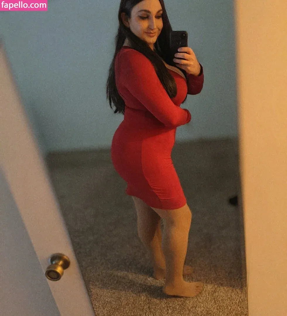 ThighHiBby Onlyfans Photo Gallery 