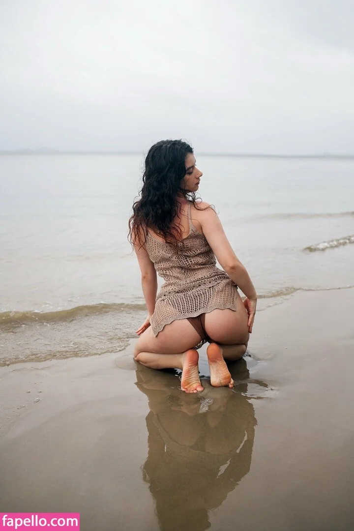 Felicia Agatha Onlyfans Photo Gallery 