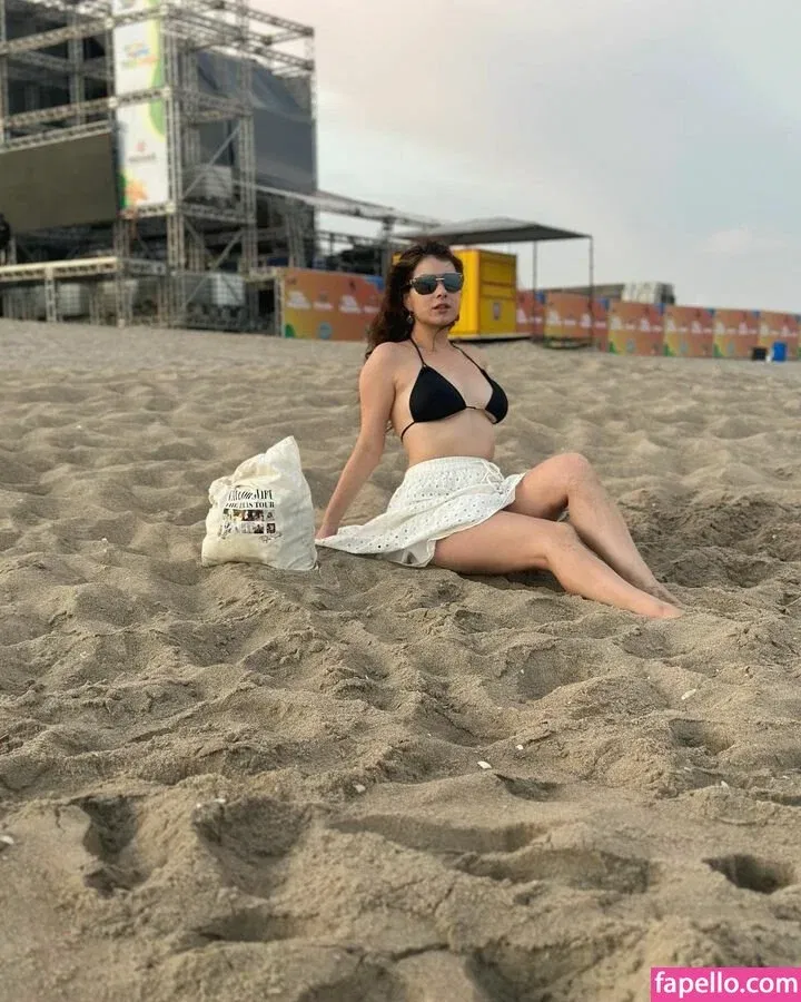 Felicia Agatha Onlyfans Photo Gallery 