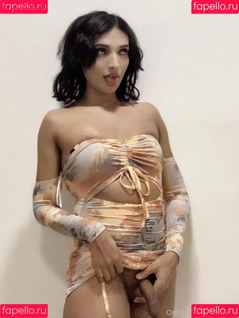 zorilee Onlyfans Photo Gallery 