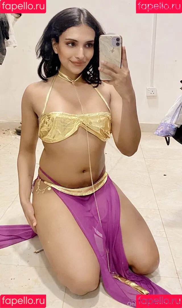 zorilee Onlyfans Photo Gallery 