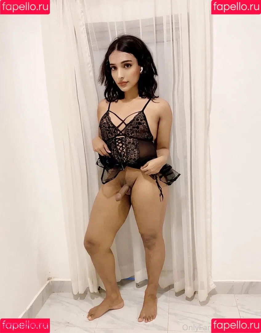 zorilee Onlyfans Photo Gallery 