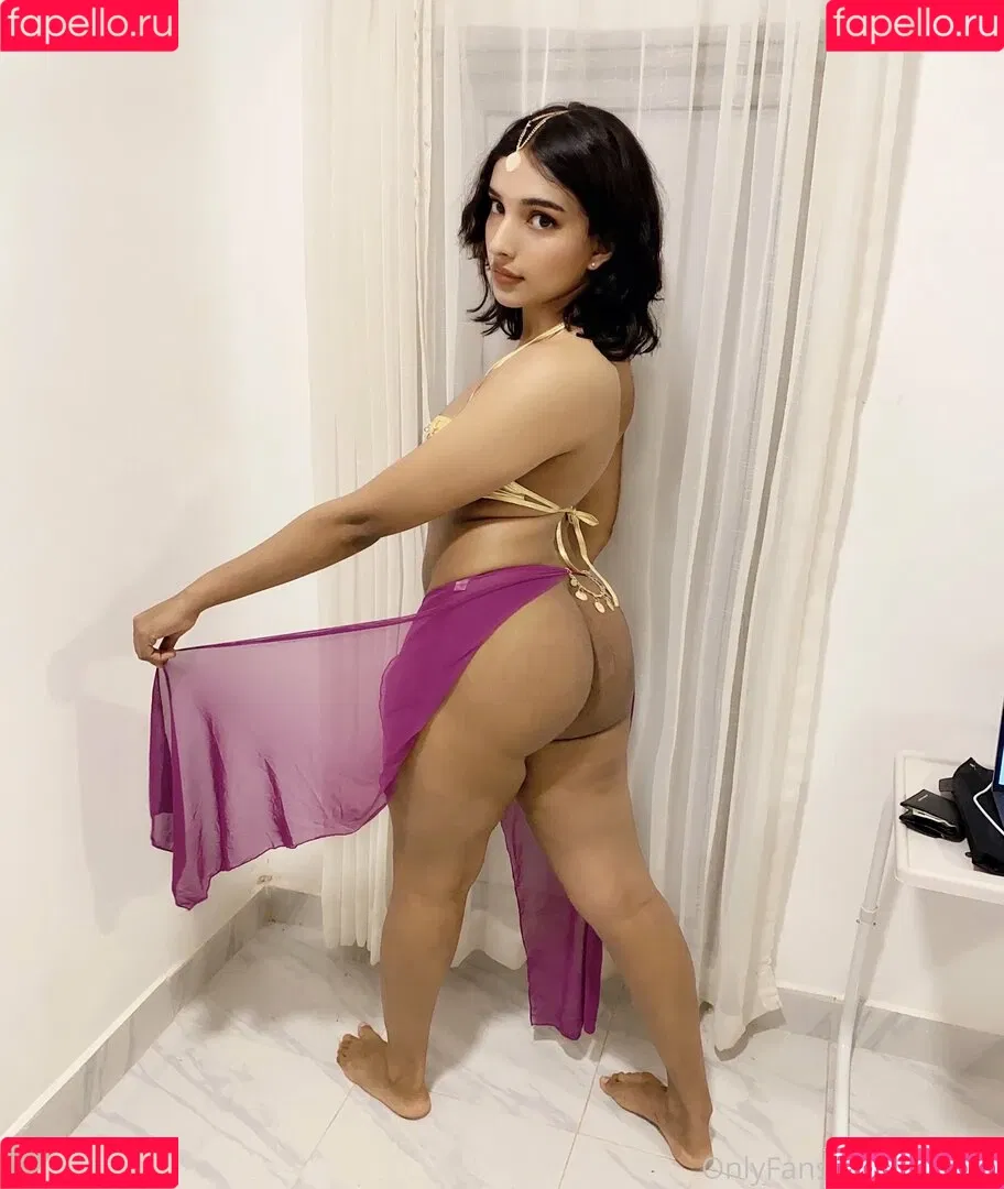 zorilee Onlyfans Photo Gallery 