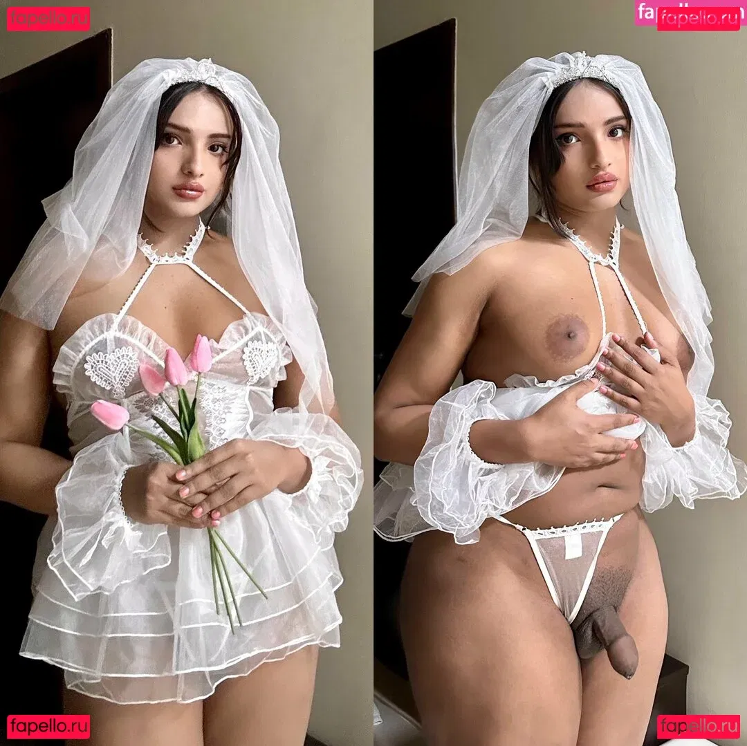 zorilee Onlyfans Photo Gallery 