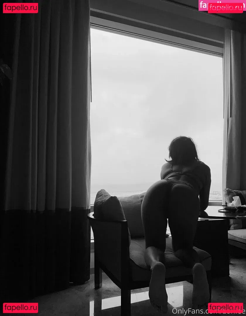 zorilee Onlyfans Photo Gallery 