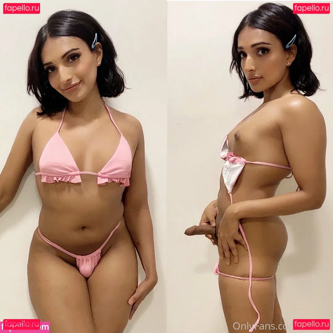 zorilee Onlyfans Photo Gallery 