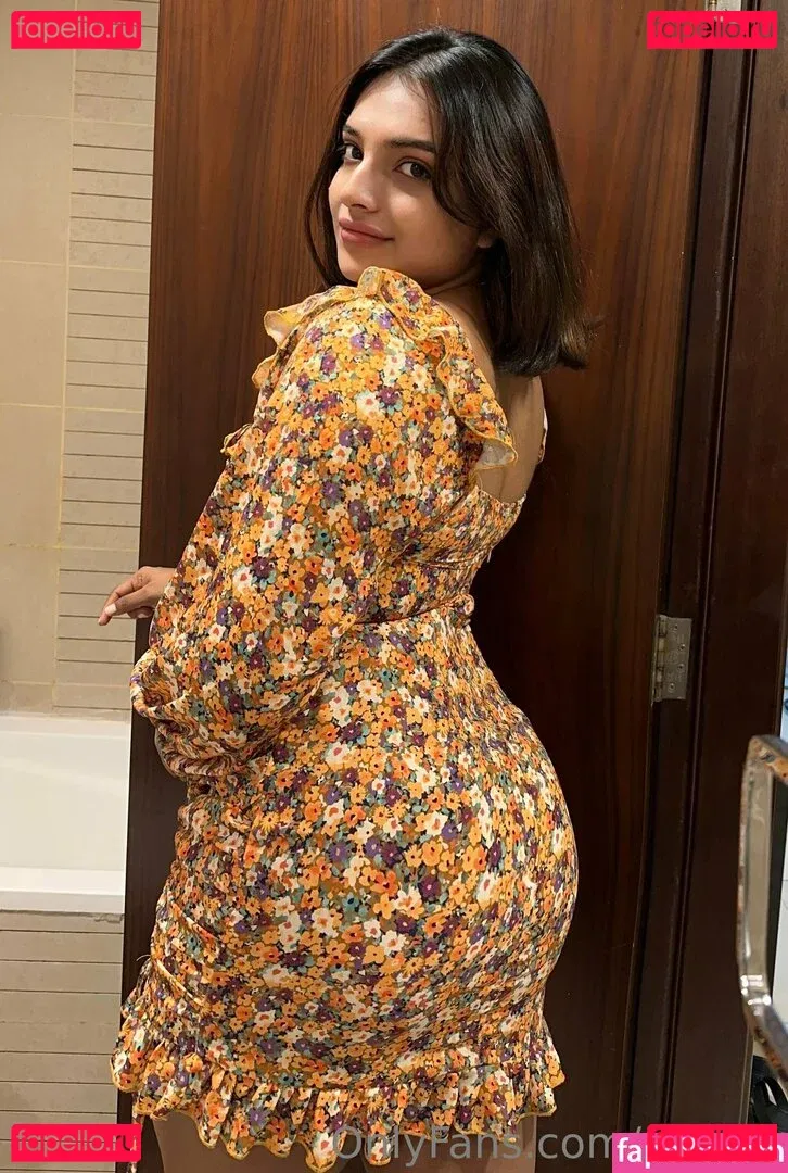 zorilee Onlyfans Photo Gallery 