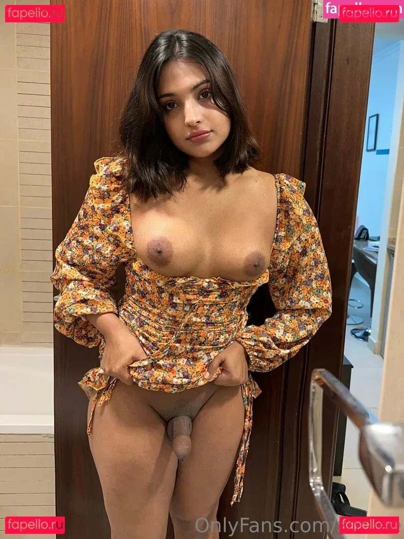 zorilee Onlyfans Photo Gallery 