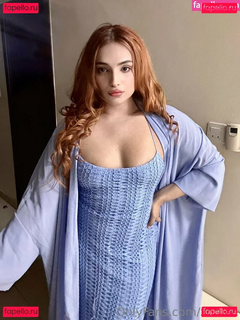 zorilee Onlyfans Photo Gallery 