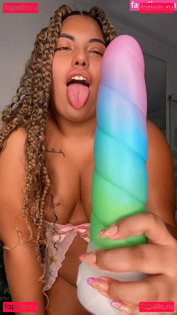 peachellafree Onlyfans Photo Gallery 