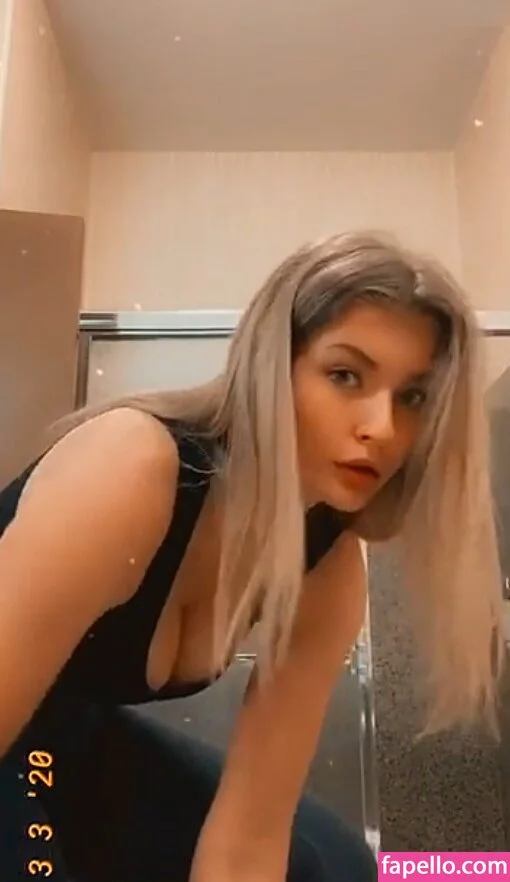 Mia Melano Onlyfans Photo Gallery 