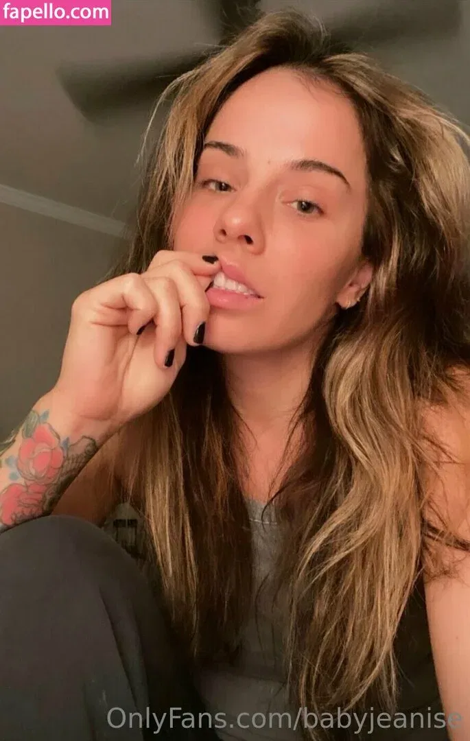 babyjeanise Onlyfans Photo Gallery 