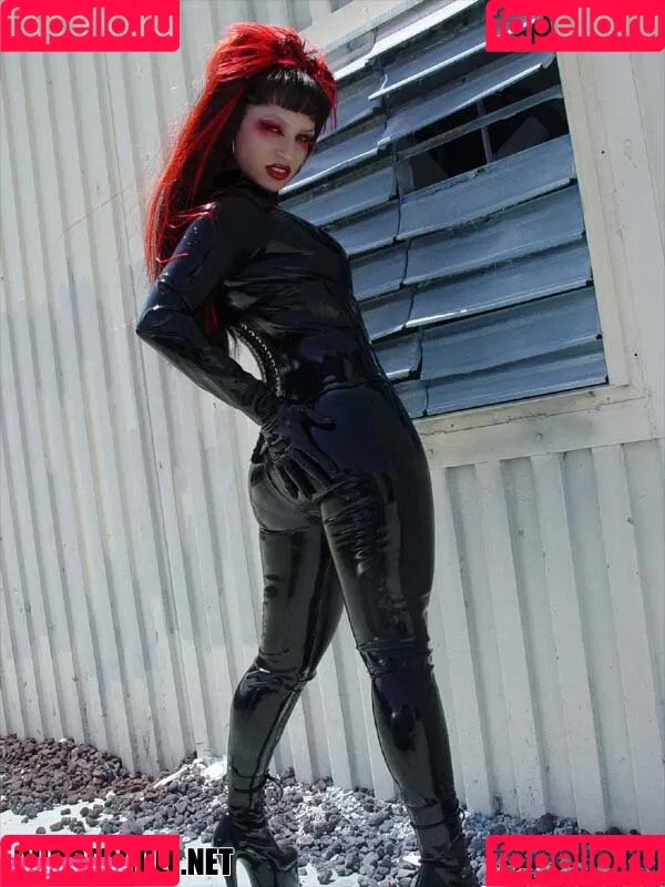 RubberDoll Onlyfans Photo Gallery 