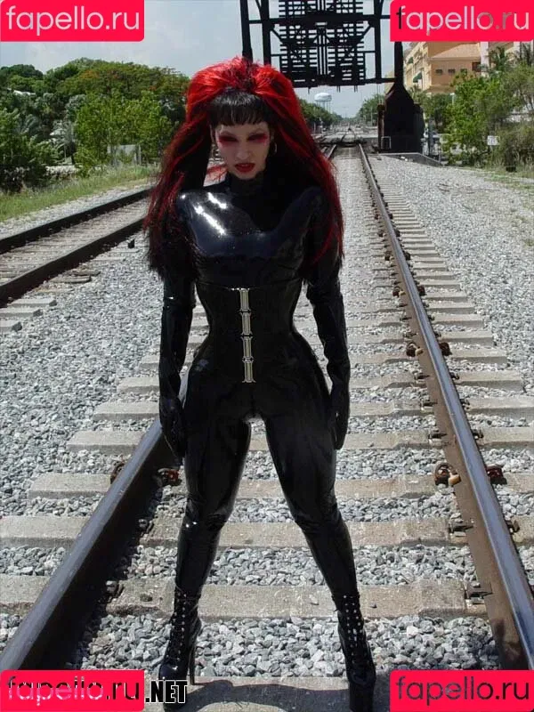 RubberDoll Onlyfans Photo Gallery 