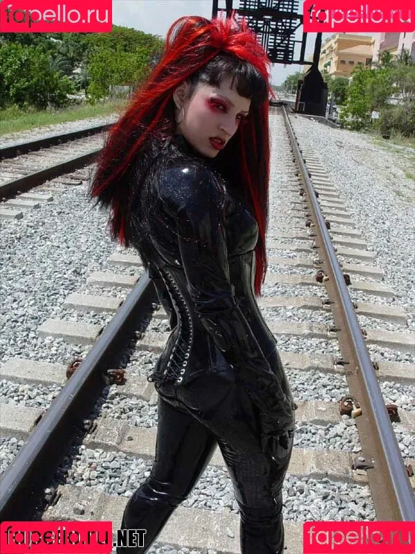 RubberDoll Onlyfans Photo Gallery 
