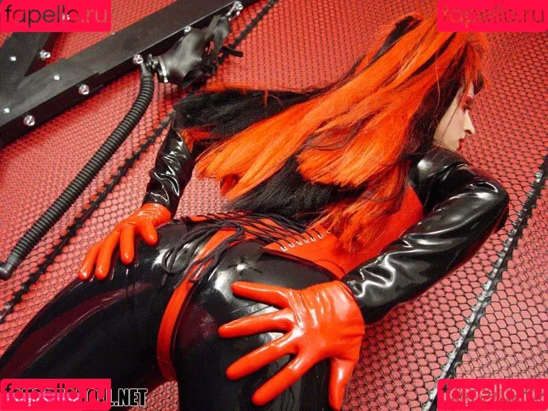RubberDoll Onlyfans Photo Gallery 