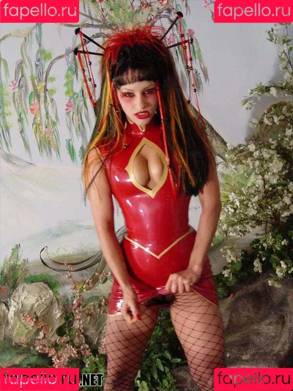 RubberDoll Onlyfans Photo Gallery 