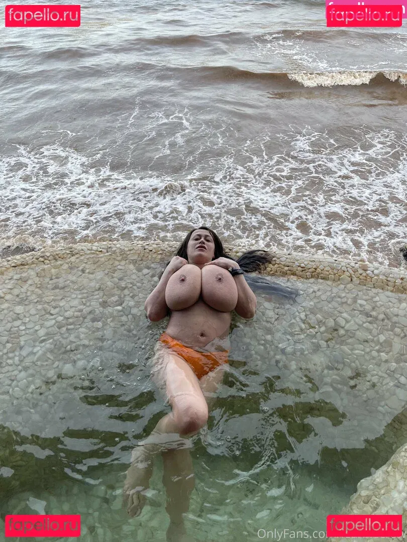 leannecrow Onlyfans Photo Gallery 