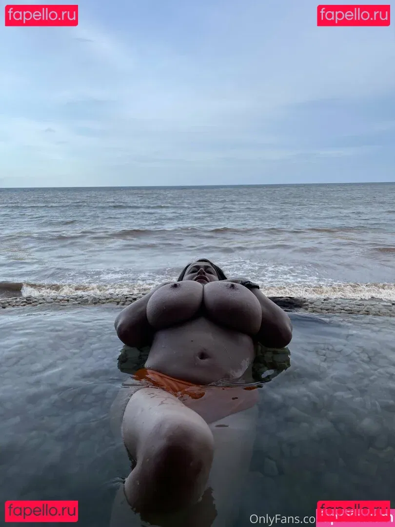 leannecrow Onlyfans Photo Gallery 