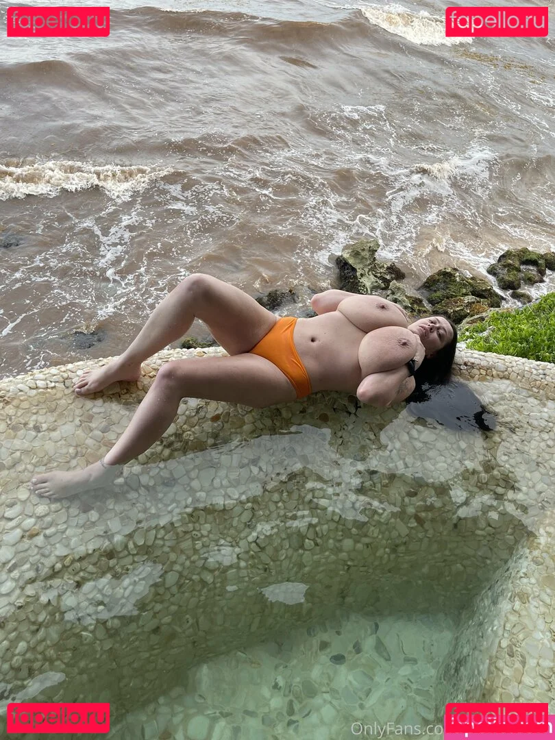 leannecrow Onlyfans Photo Gallery 