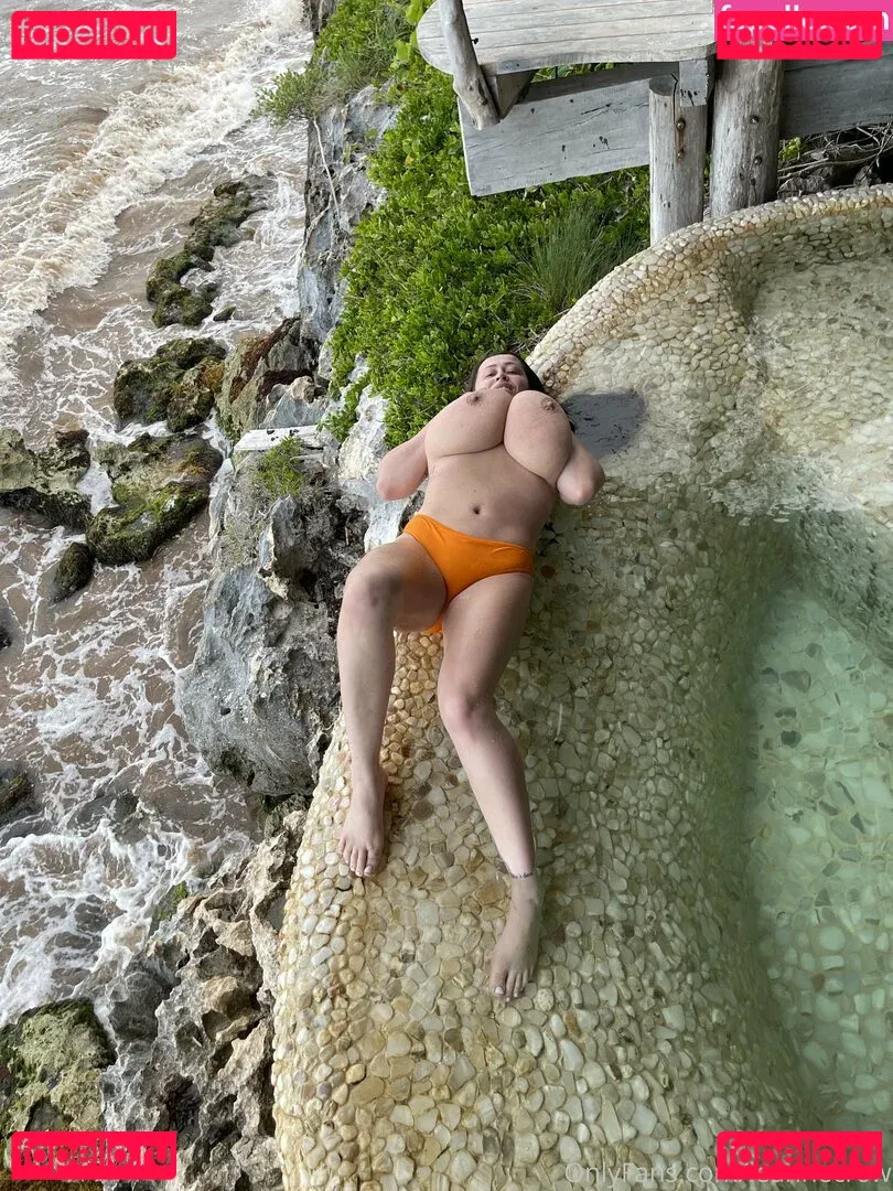 leannecrow Onlyfans Photo Gallery 