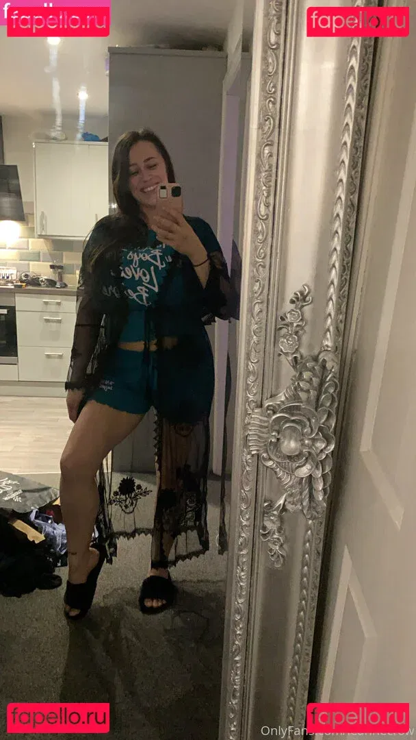 leannecrow Onlyfans Photo Gallery 