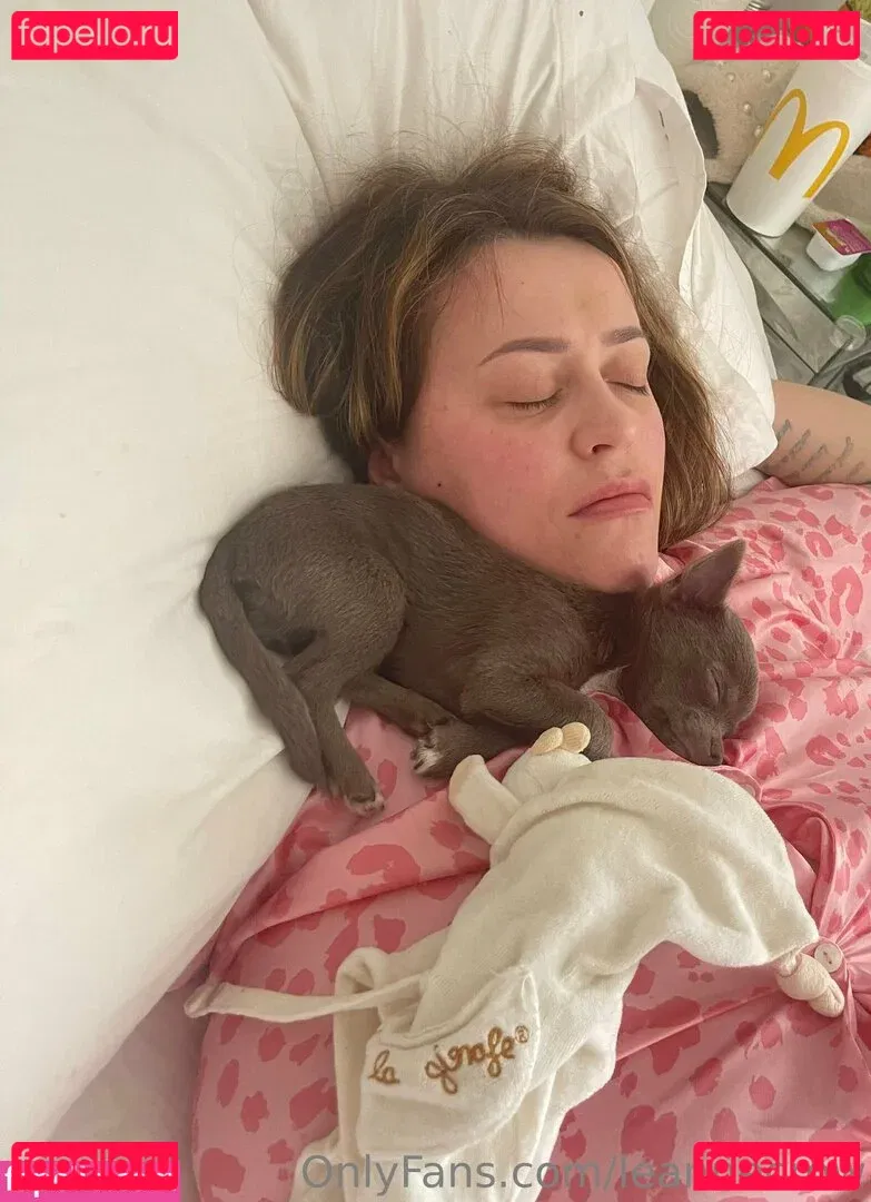 leannecrow Onlyfans Photo Gallery 