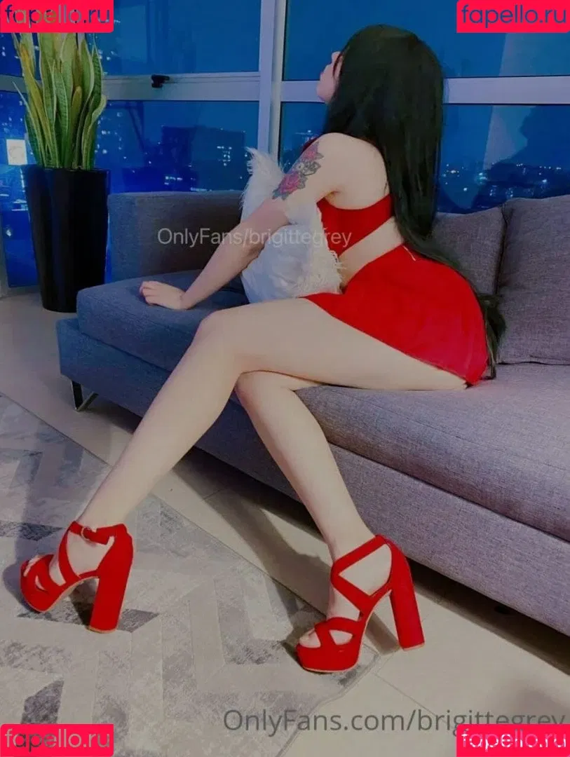 Brigitte Grey Onlyfans Photo Gallery 