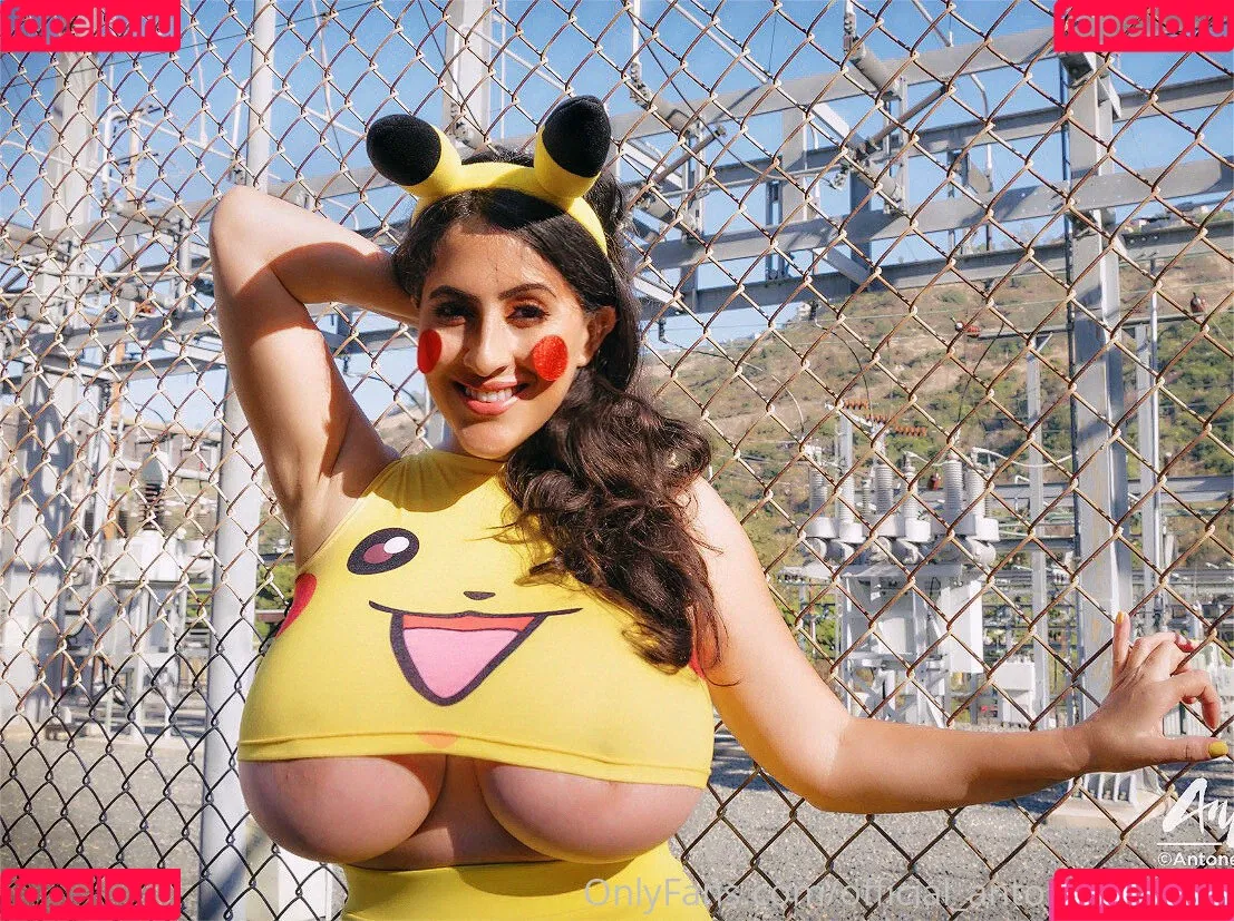Antonella Kahllo Onlyfans Photo Gallery 