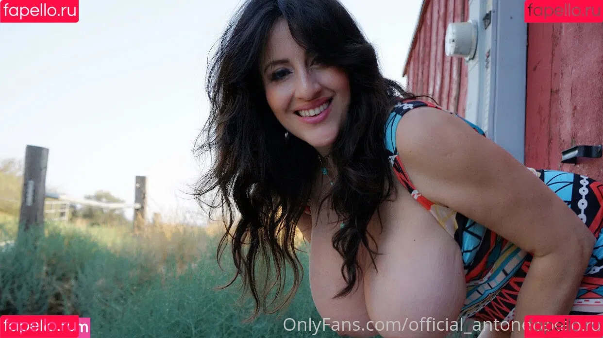 Antonella Kahllo Onlyfans Photo Gallery 