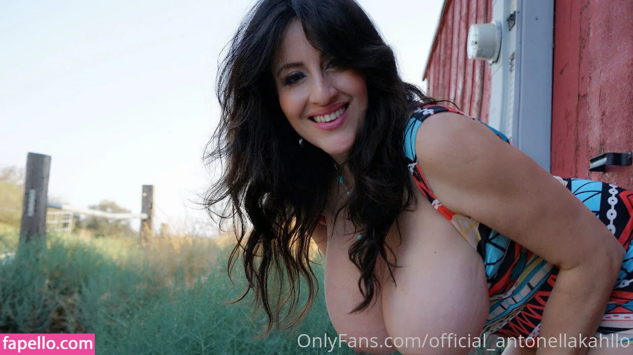 Antonella Kahllo Onlyfans Photo Gallery 