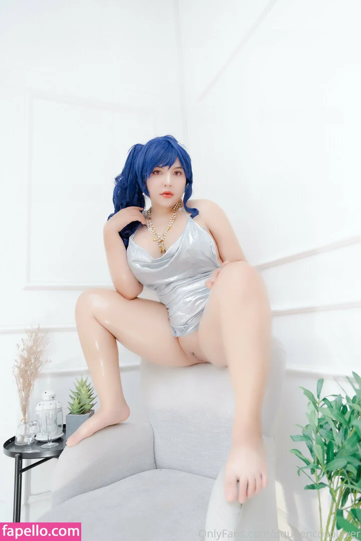 queenie16.1 Onlyfans Photo Gallery 