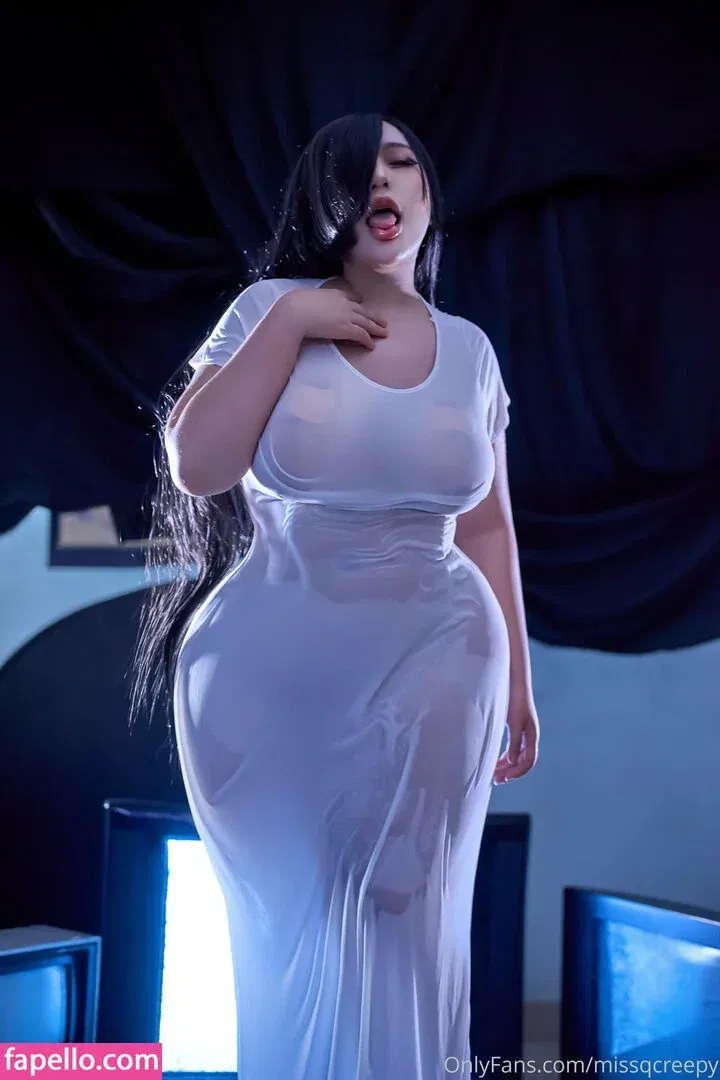 queenie16.1 Onlyfans Photo Gallery 