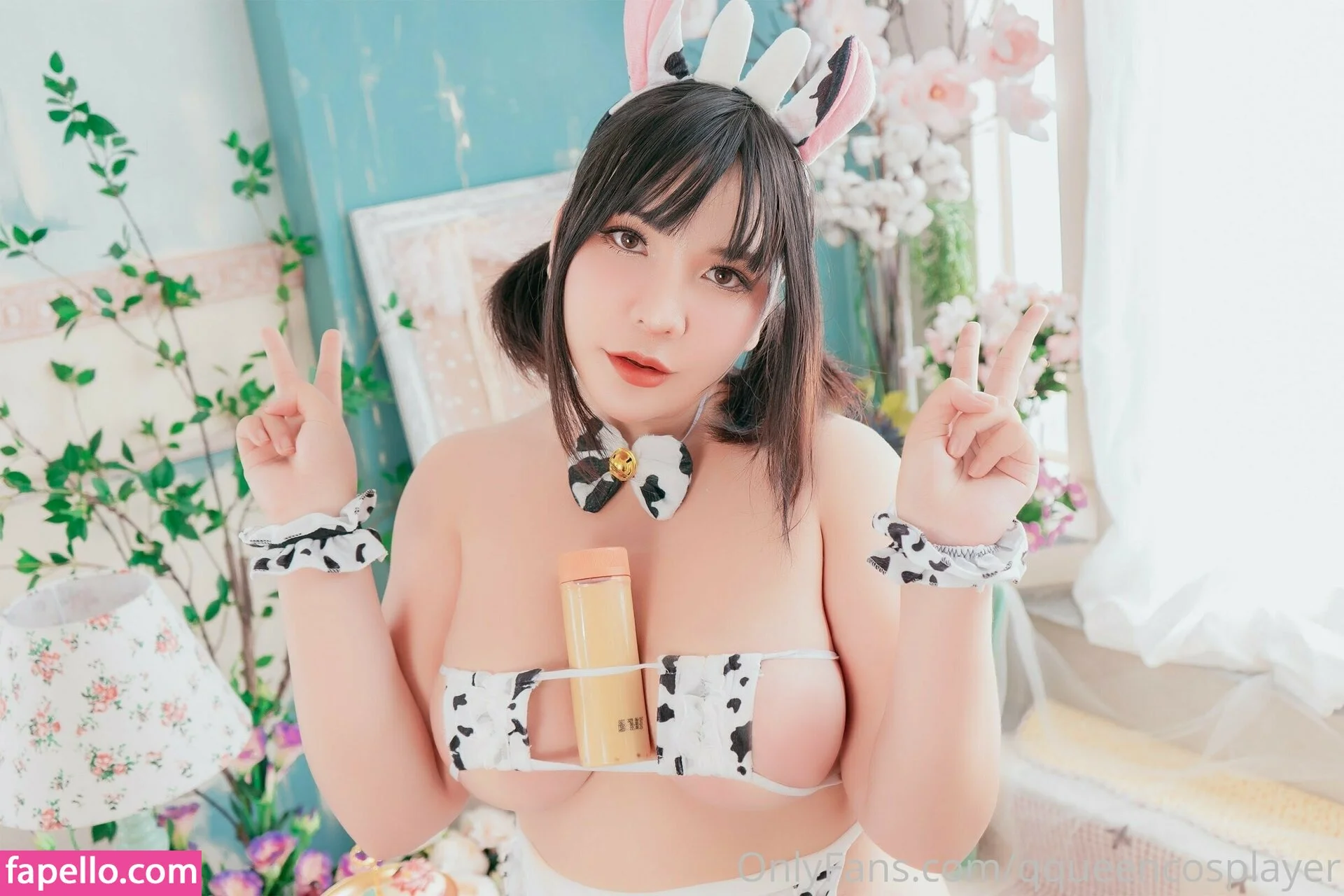 queenie16.1 Onlyfans Photo Gallery 