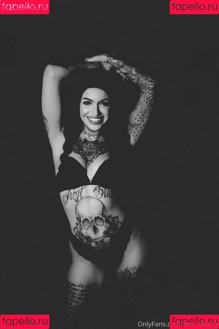 leighravenx Onlyfans Photo Gallery 