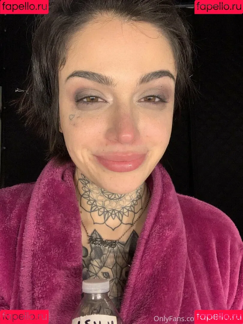 leighravenx Onlyfans Photo Gallery 