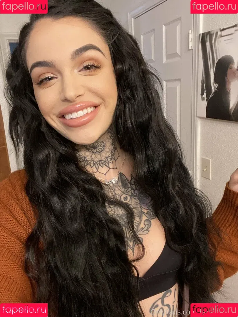 leighravenx Onlyfans Photo Gallery 