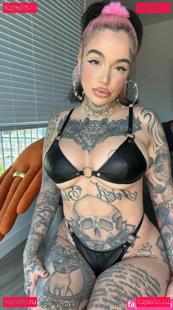leighravenx Onlyfans Photo Gallery 