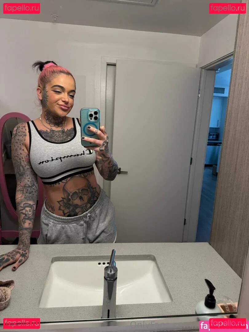 leighravenx Onlyfans Photo Gallery 