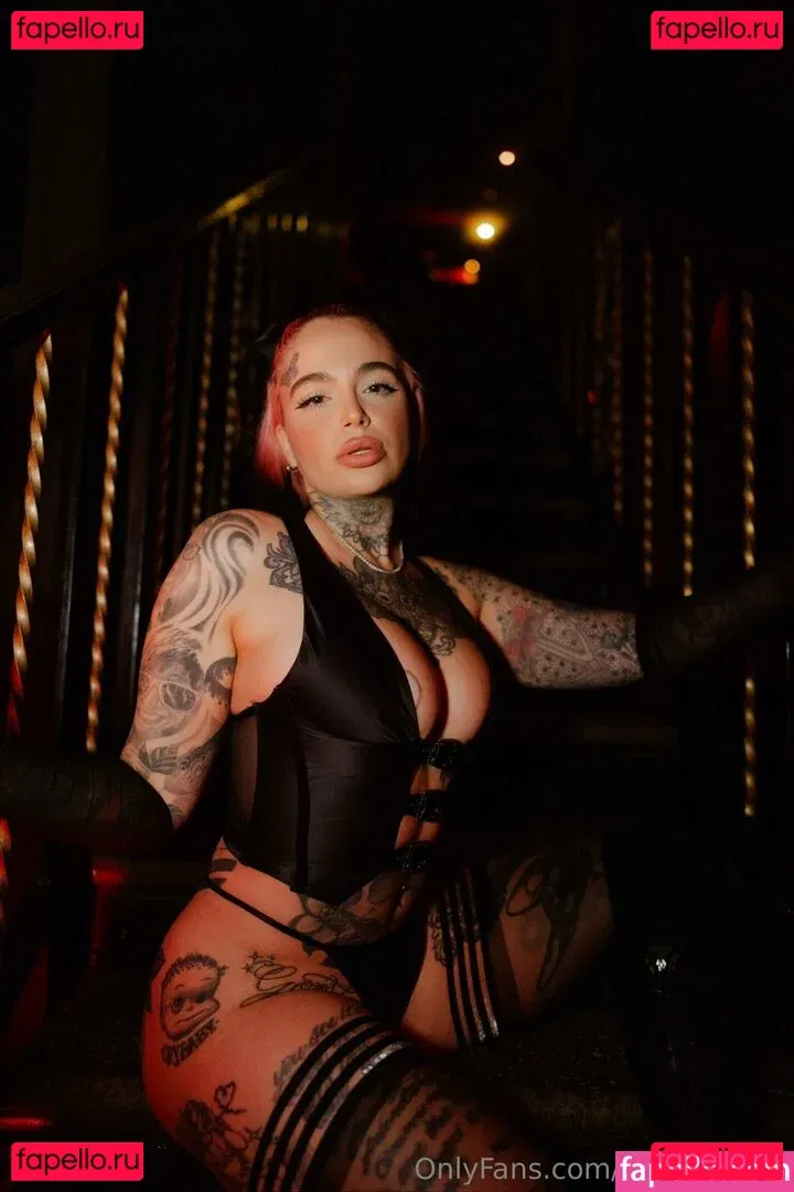 leighravenx Onlyfans Photo Gallery 