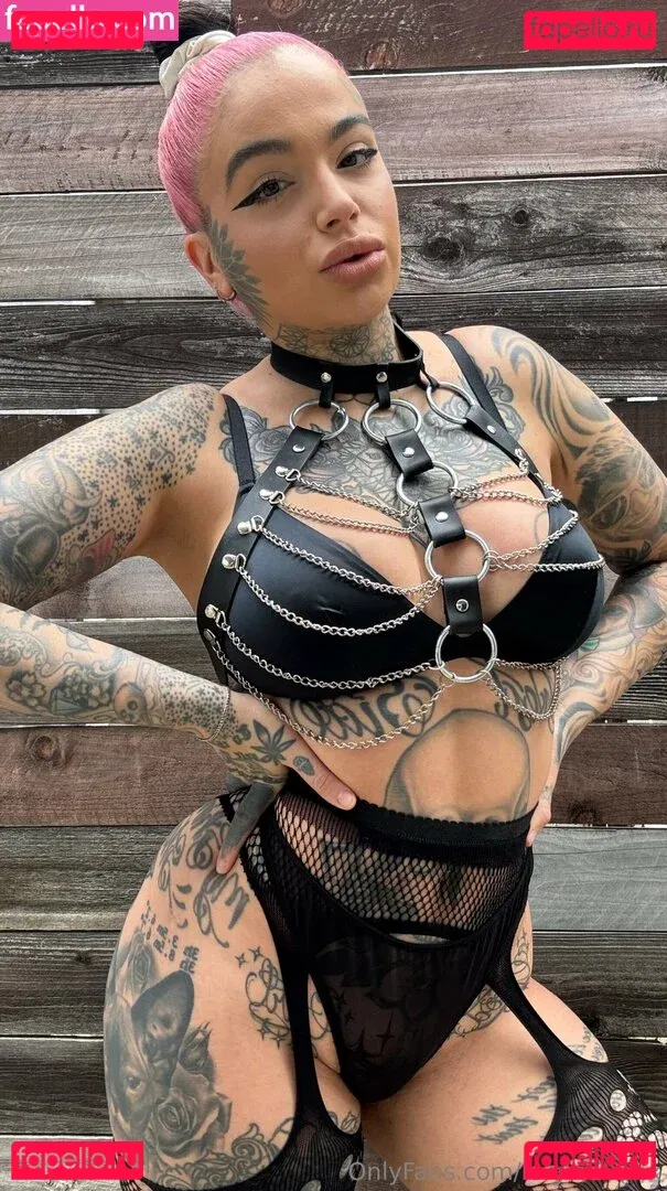 leighravenx Onlyfans Photo Gallery 
