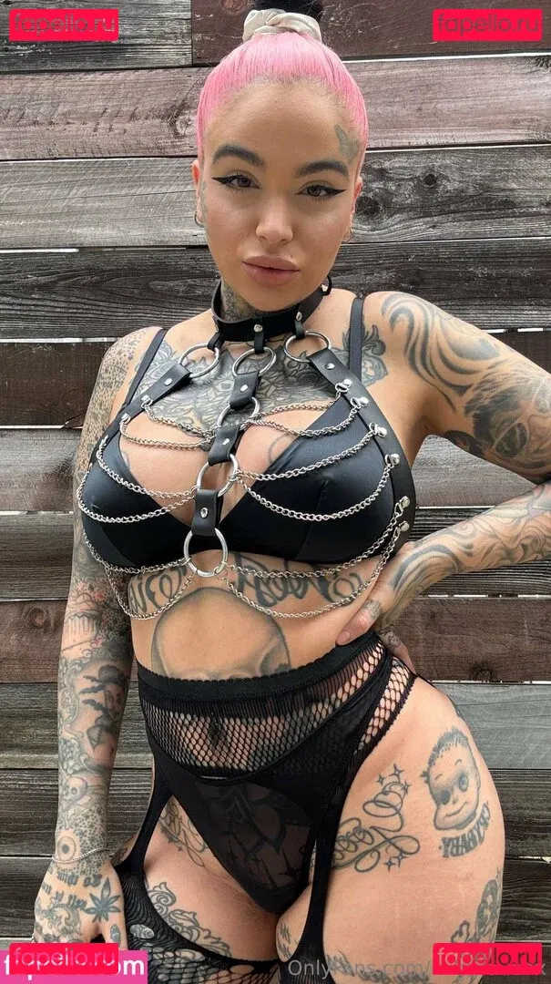 leighravenx Onlyfans Photo Gallery 
