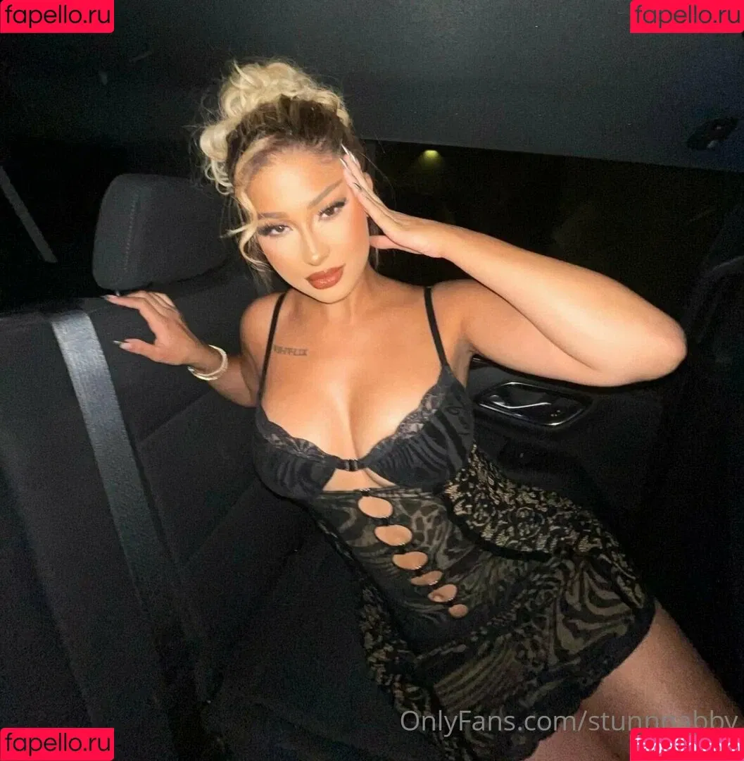 Stunnabby_ Onlyfans Photo Gallery 