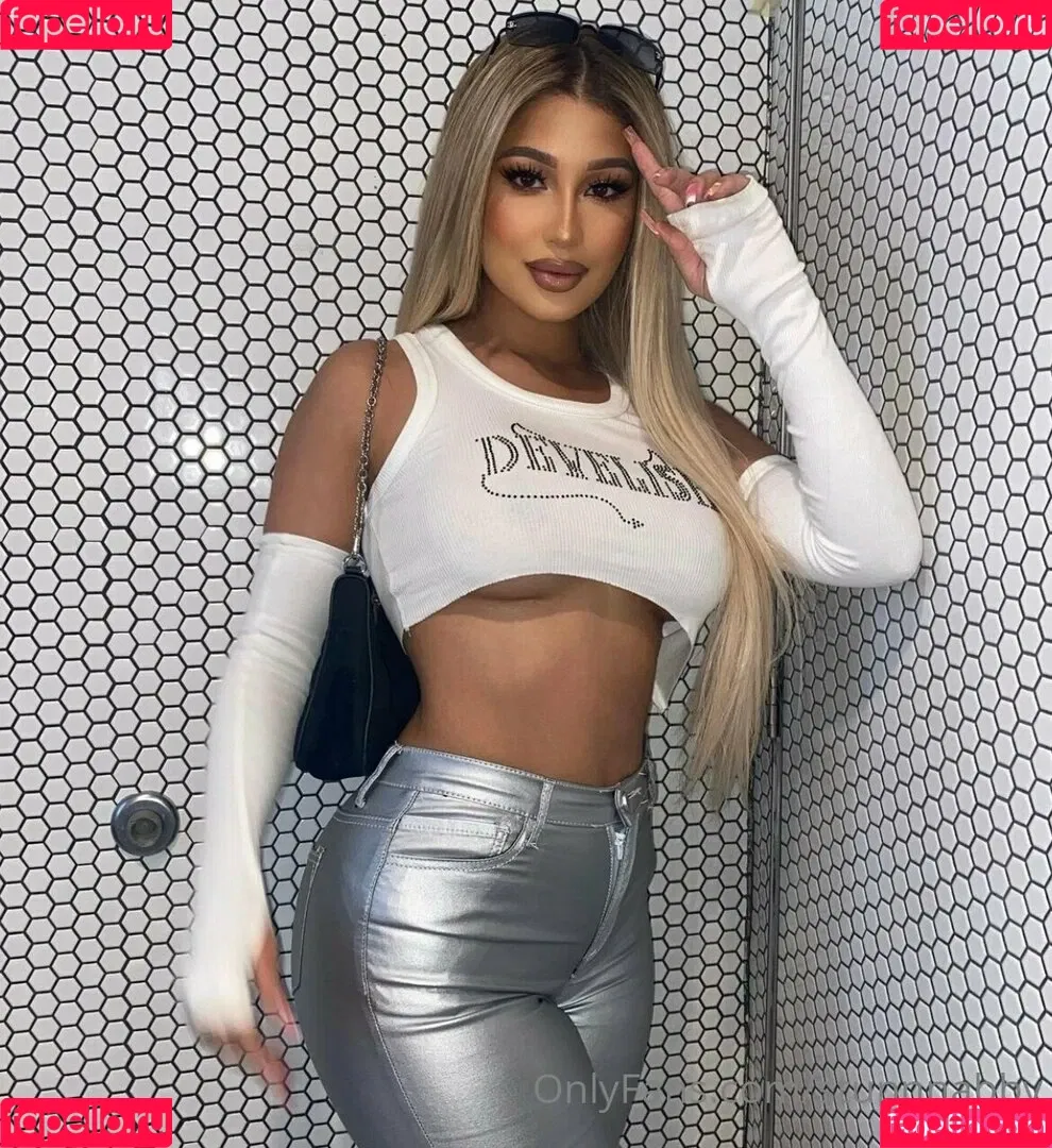 Stunnabby_ Onlyfans Photo Gallery 