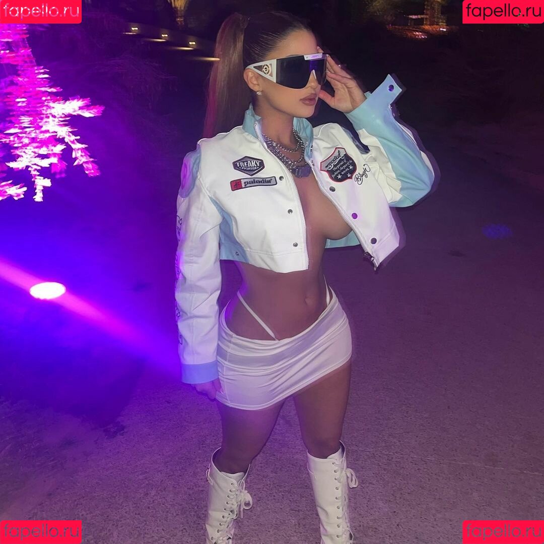 Stunnabby_ Onlyfans Photo Gallery 