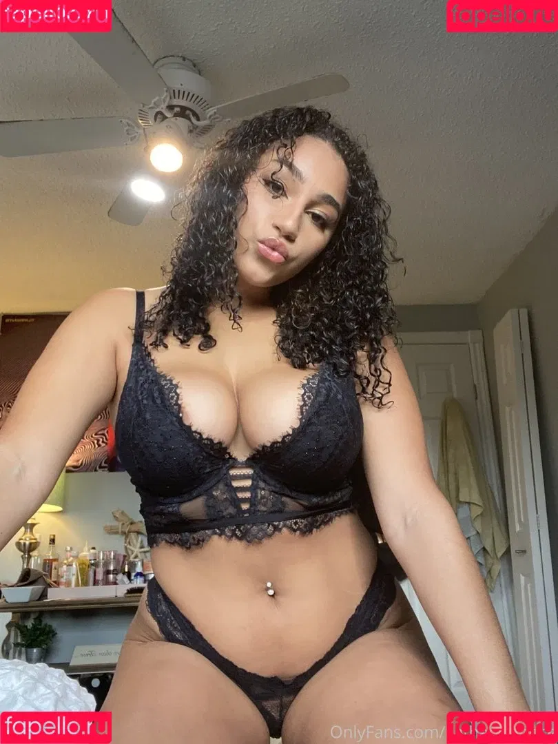 Katharineprice Onlyfans Photo Gallery 